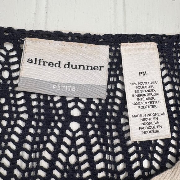 Alfred Dunner Petite Navy Crochet Tunic Top‎ PM 3/4 Sleeves Pullover - Picture 2 of 4